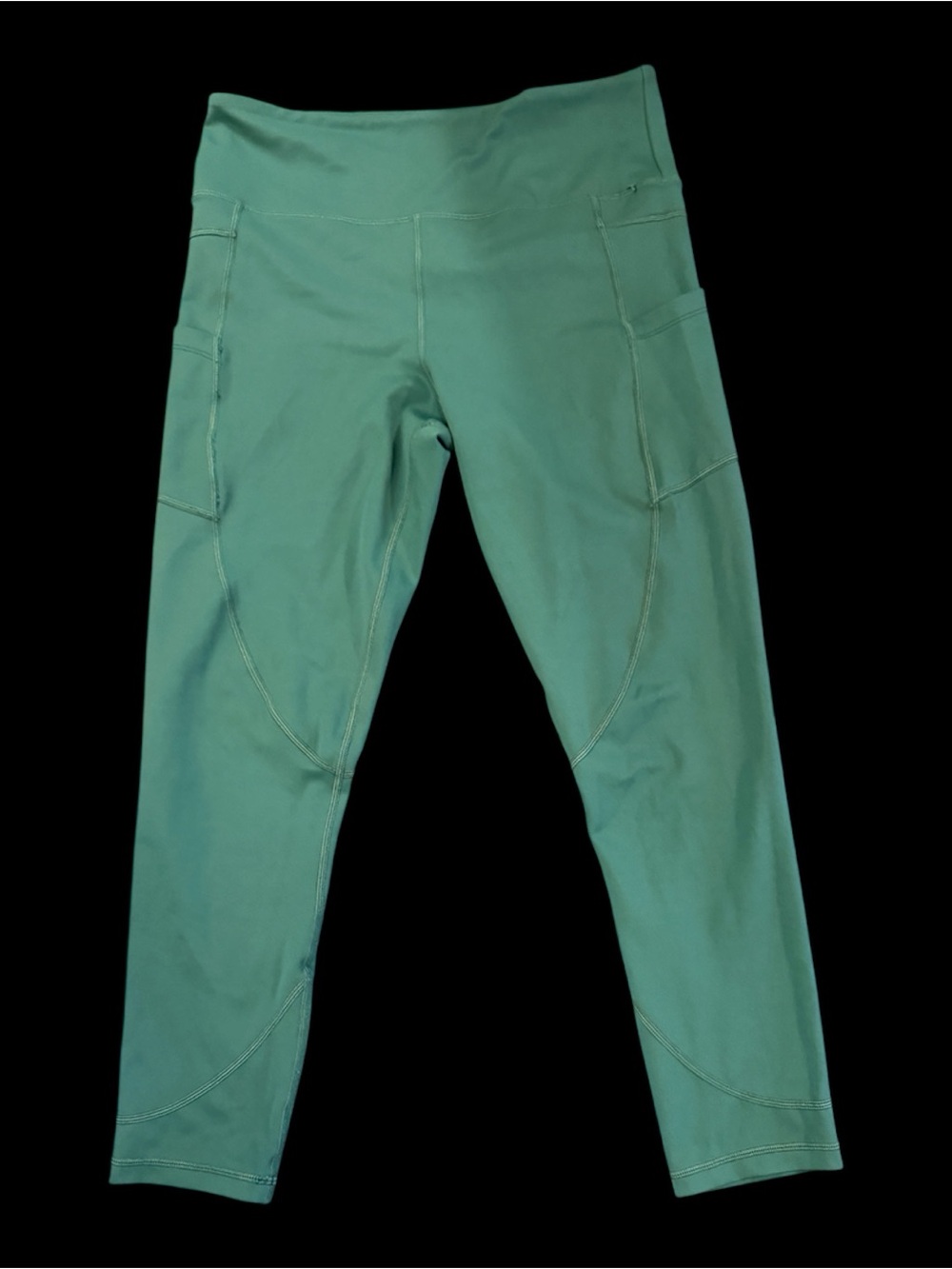 ZYIA Pine Green Light & Tight Leggings with Side Pockets
